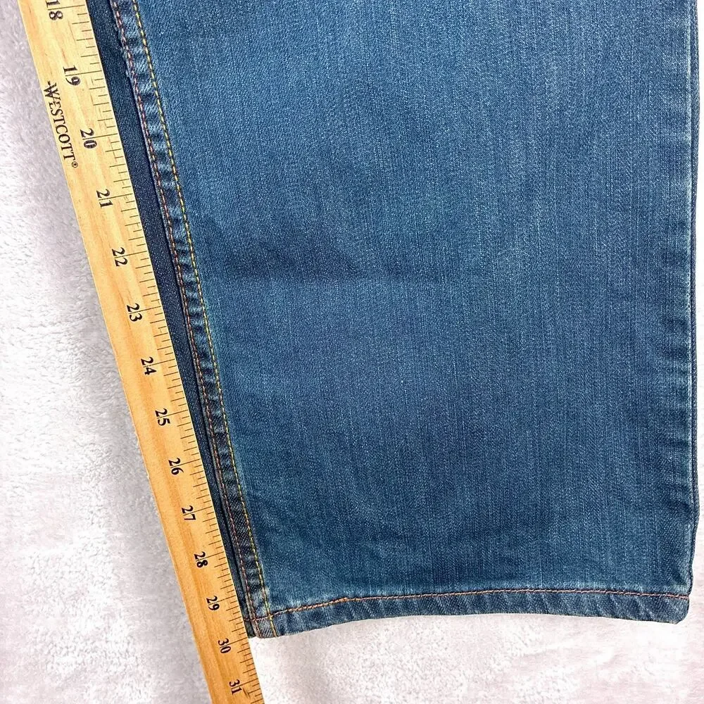 Levis classic straight